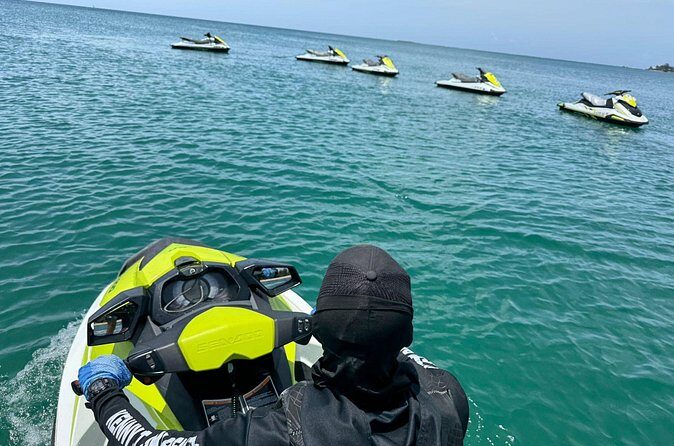 30 Minute Jet Ski Ride along Isla Verde Beach - Who should ride and what to watch for (parking, waves, weight)