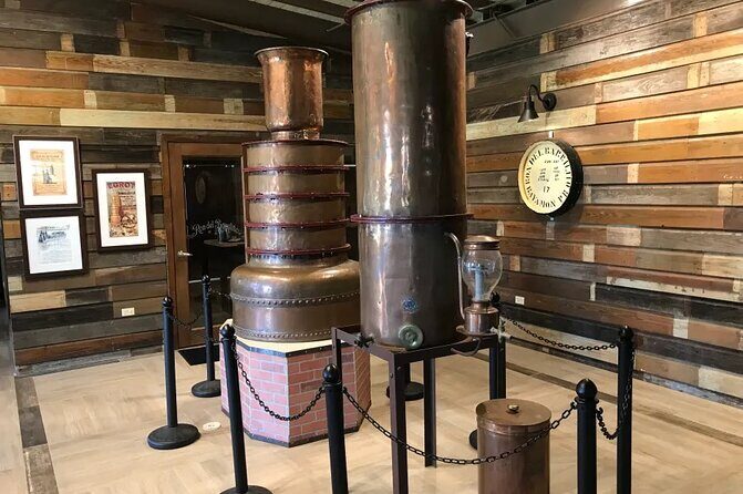 Boriken Flavor: Roast Pork Hwy, Rum Tasting, Loiza Fritters - Who should book this food-and-pork-and-rum tour
