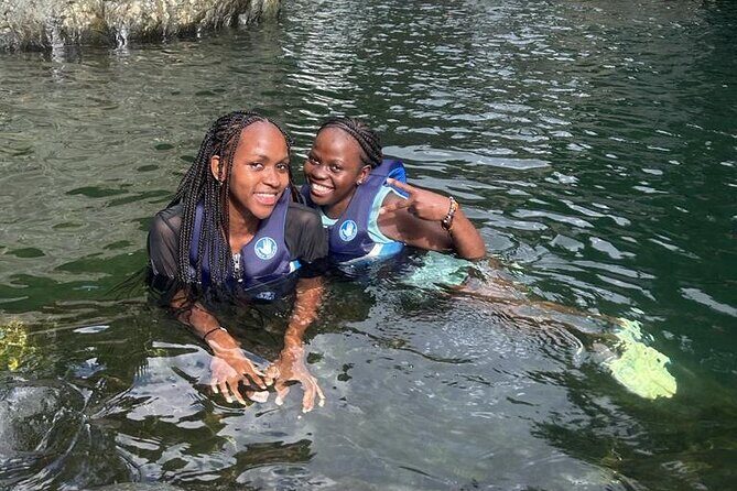 El Yunque Tour with Luquillo Lunch Stop and Transport: 6 ppl Max - Price and value: is $85 fair for a full active day?