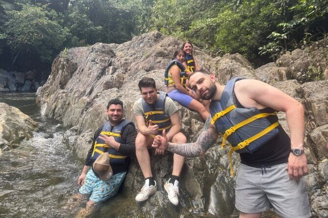 "Off the beaten path" Rain Forest Guided hike with Transportation - Guide Matters in Real Life: Luis, Sergio, and the Safety Vibe
