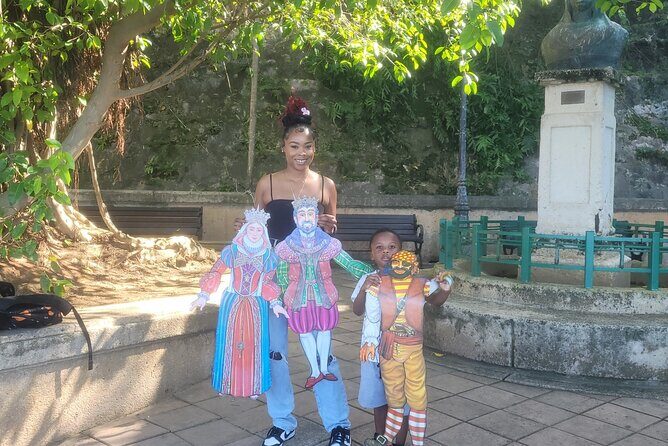 Old San Juan Family Fun Tour: Science/History/ Yummy treats - Ancient Wall walks and Parque de las Palomas: views kids remember