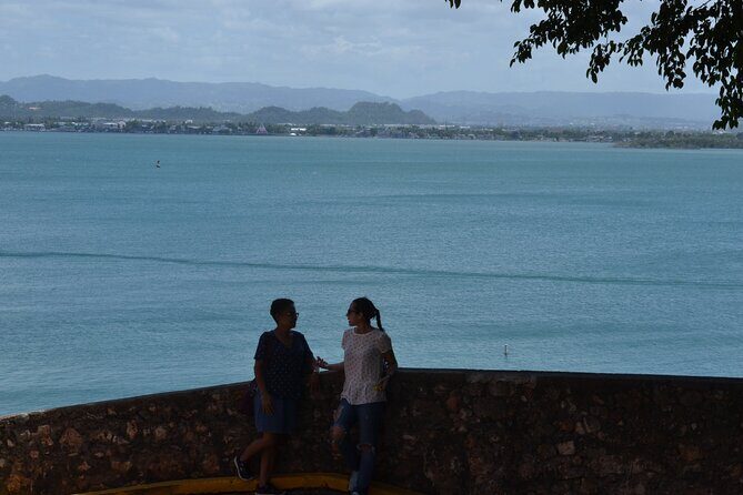 Old San Juan Immersive Walk: History and Culture - Plaza de Armas and La Puerta de la Bandera: Getting Your Bearings Fast