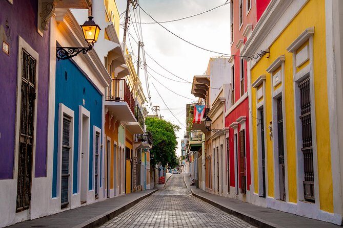 Old San Juan Walking Tour with Fort: 8+ people group - Old San Juan Pickup and the First Big Views