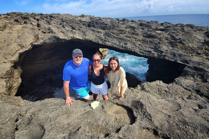 Private Puerto Rico's Bucket List 3 Day Package with hotel pickup - Santurce Street Art and Playa Pinones Black Heritage: Local Culture Over Tourist Postcards