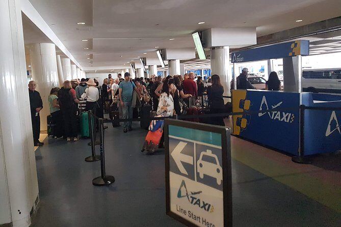 Private transportation to Dorado City hotels and bnb - How the pickup actually works at San Juan Airport