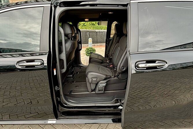 Puerto Rico Island Wide Transfers, Sienna Limited Luxury Minivan. - Door-to-Door Transport That Actually Fits Your Day