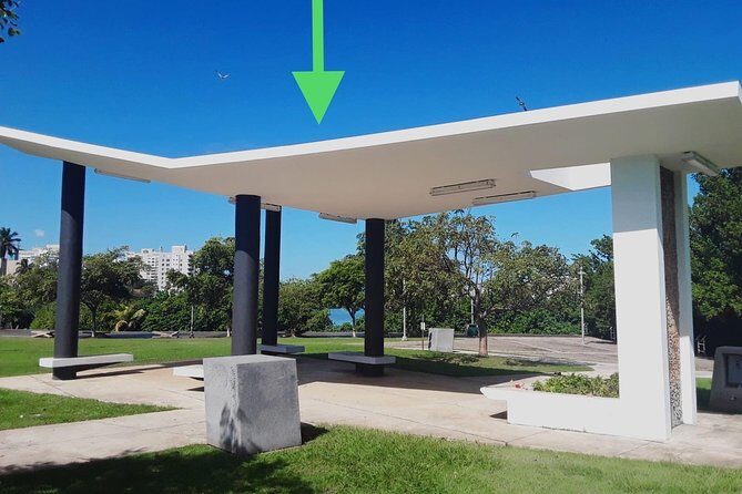Salsa Dance Class in San Juan – Learn from Local Experts - Condado meeting point: finding Laguna del Condado fast