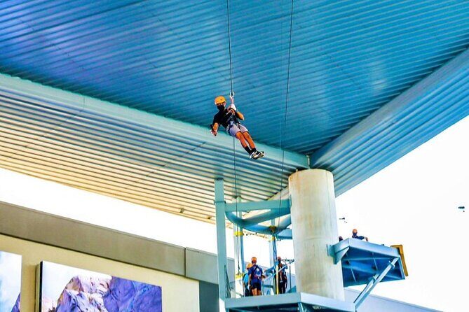 Zipline Sky Bull in Urban Environment in Toroverde urban park San Juan - Zipline Sky Bull at Toro Verde Urban Park: an urban-style thrill in San Juan